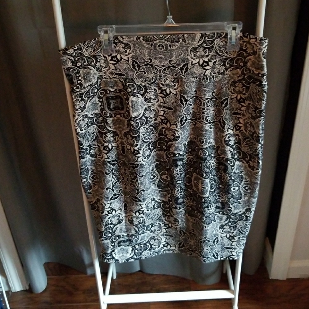 Cassie skirt